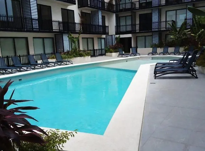 Urban Towers - Brand New Contemporary In Downtown